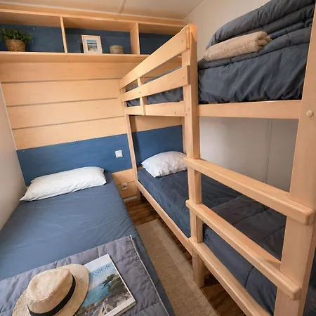 Camping Mobilhome Reflet Du Sud - Avec Piscine *